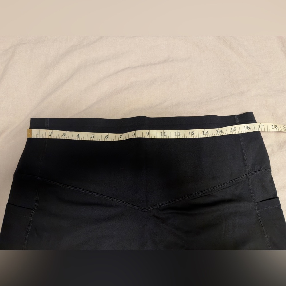 HALARA Black High-Waisted Leggings - Picture 4 of 7